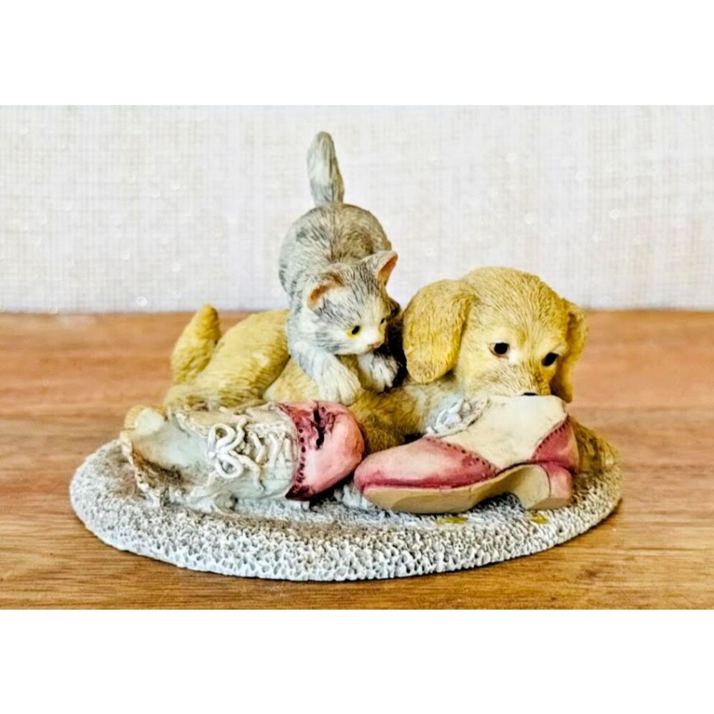 1992 Hamilton Gifts Partners In Crime ￼￼Dog & Kitten ￼ Figurine 1 Down 1 To Go￼